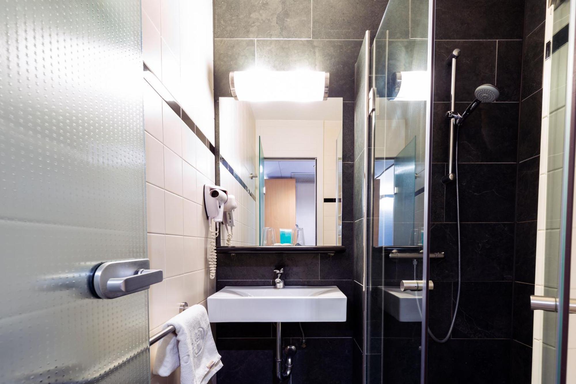 Bastion Hotel Bussum Hilversum Bagian luar foto