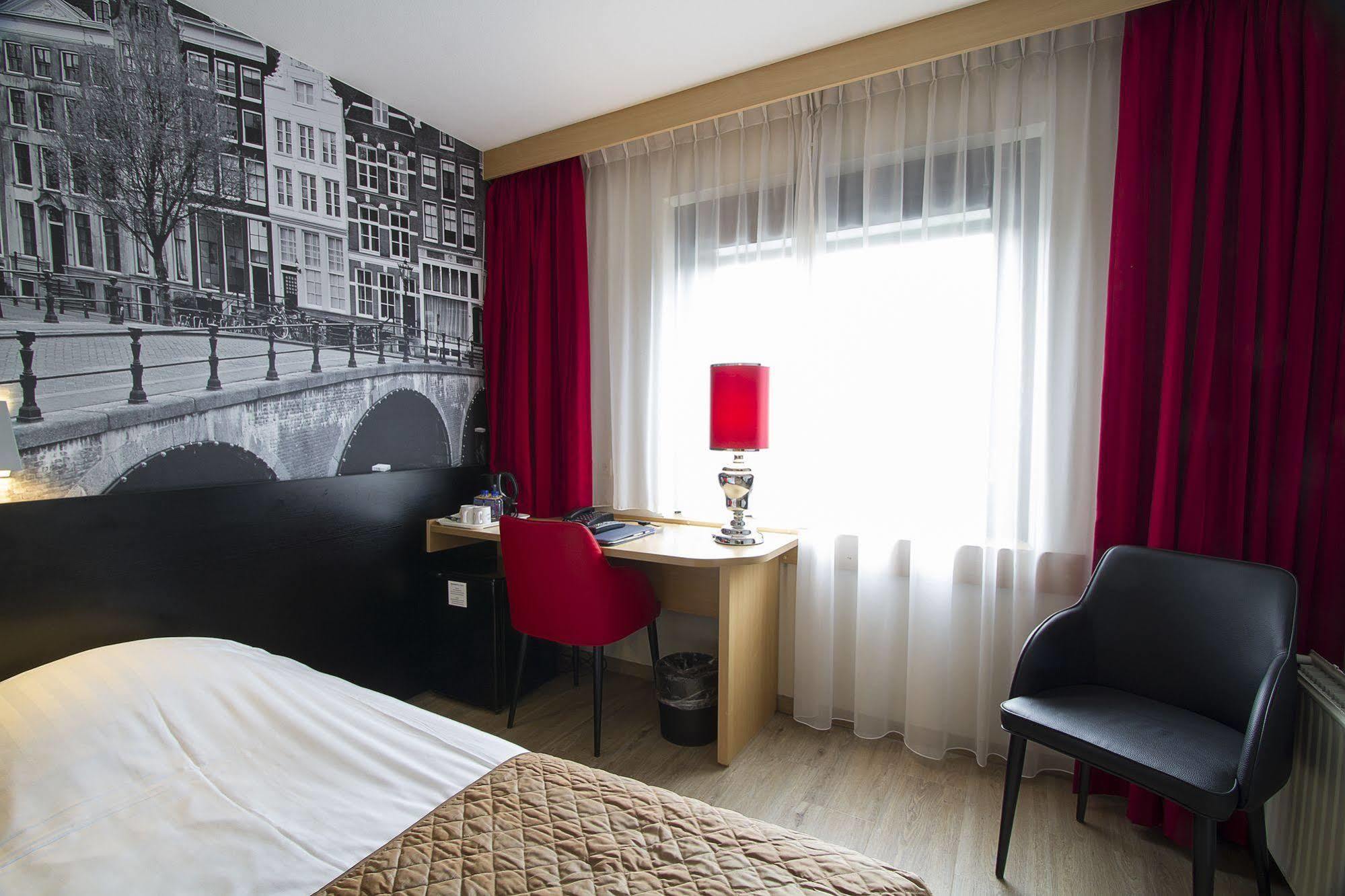 Bastion Hotel Bussum Hilversum Bagian luar foto